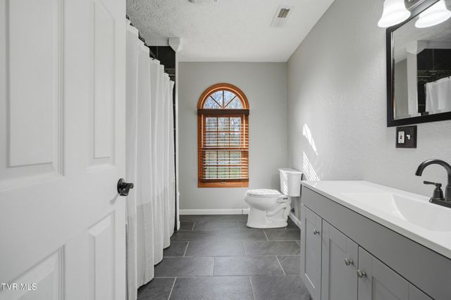 11515 Frederick Road, Coeburn, VA 24230