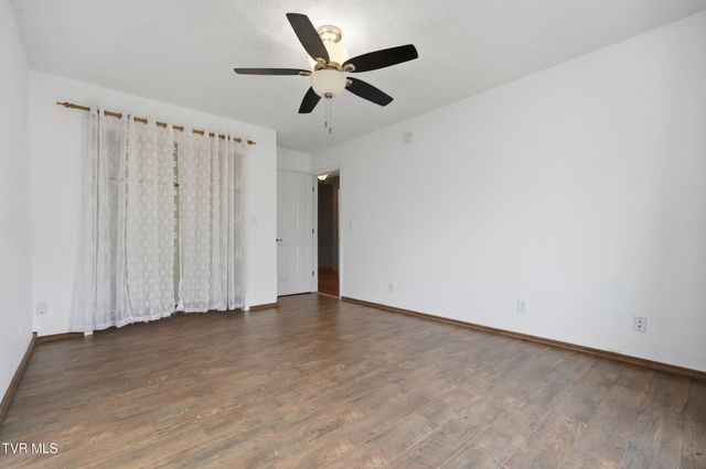 11515 Frederick Road, Coeburn, VA 24230