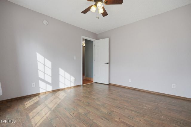 11515 Frederick Road, Coeburn, VA 24230