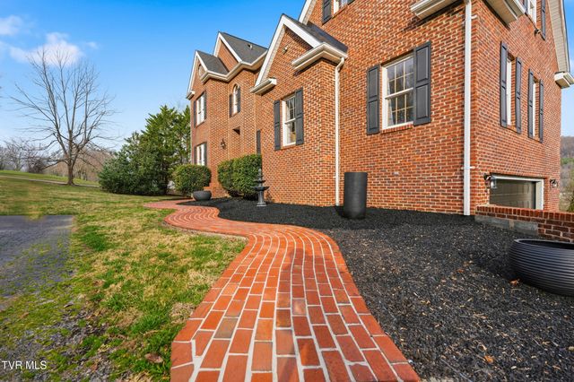 11515 Frederick Road, Coeburn, VA 24230