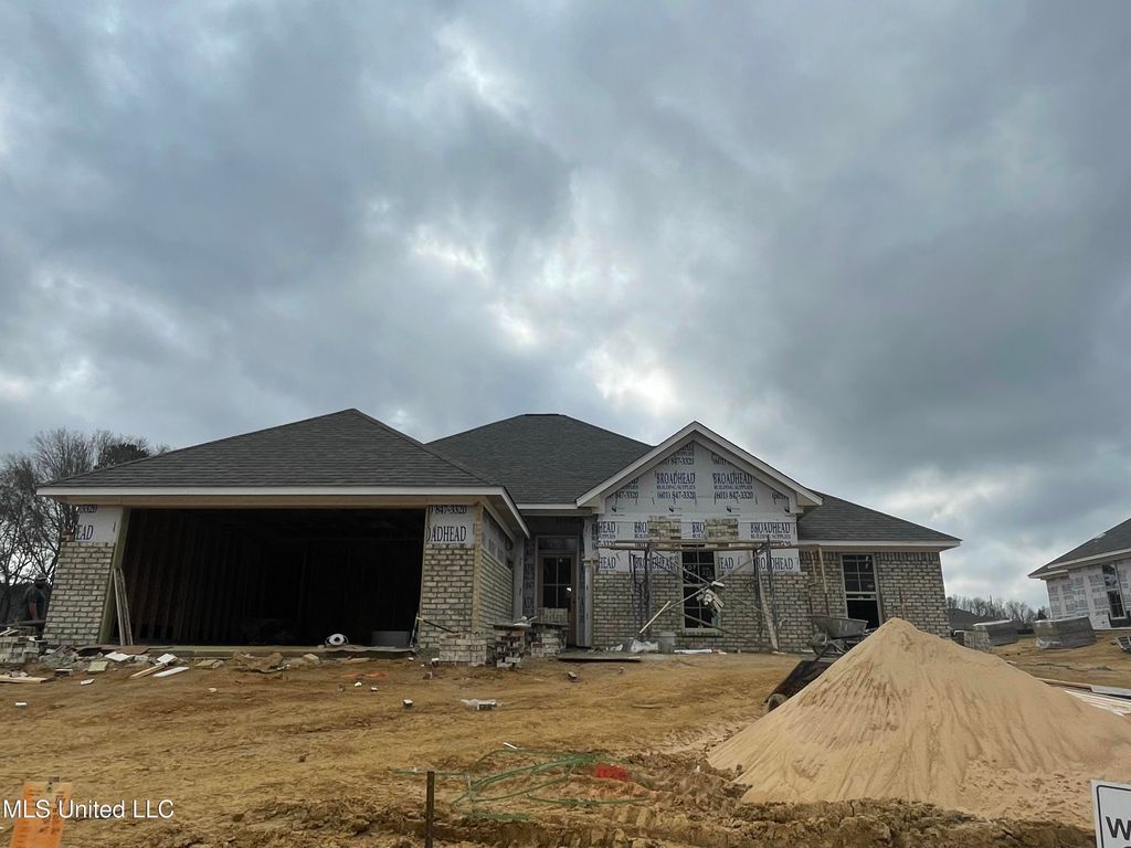 533 Patrick Farms Drive, Pearl, MS 39208