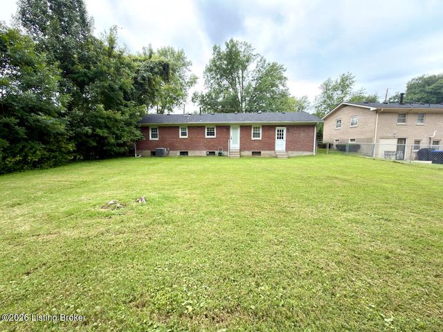 7307 Ticonderoga Dr, Louisville, KY 40214