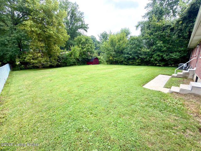 7307 Ticonderoga Dr, Louisville, KY 40214