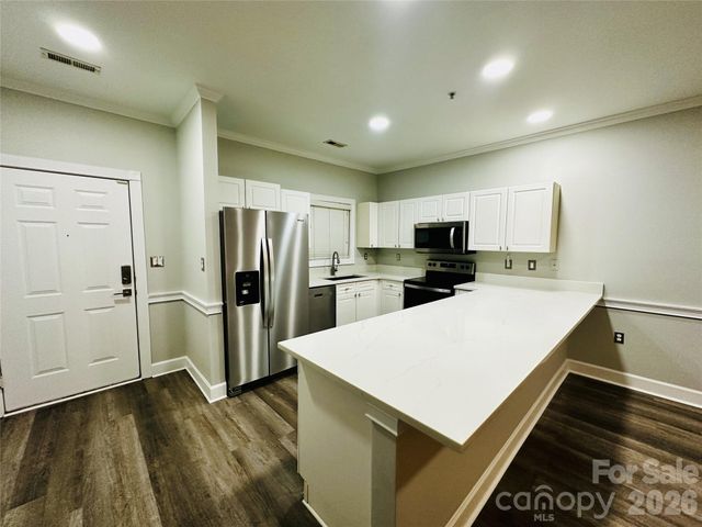8733 Coralbell Lane 102, Charlotte, NC 28213