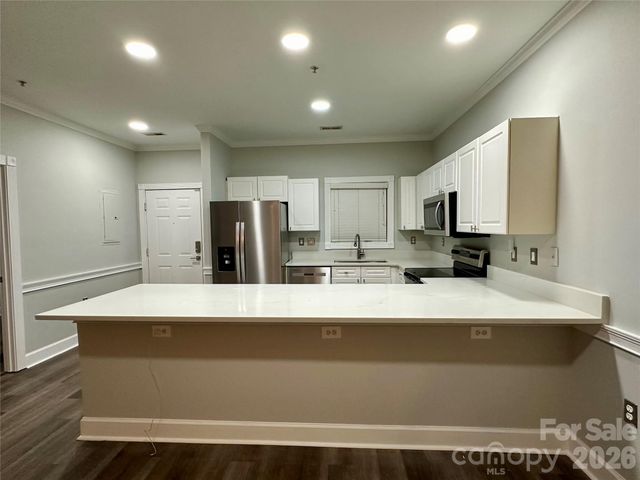 8733 Coralbell Lane 102, Charlotte, NC 28213