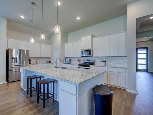 229 Heartleaf RD, San Marcos, TX 78666
