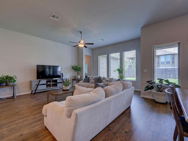 229 Heartleaf RD, San Marcos, TX 78666