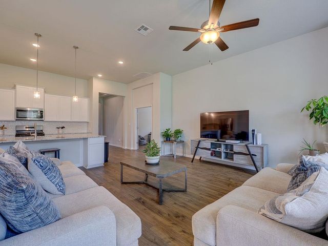 229 Heartleaf RD, San Marcos, TX 78666