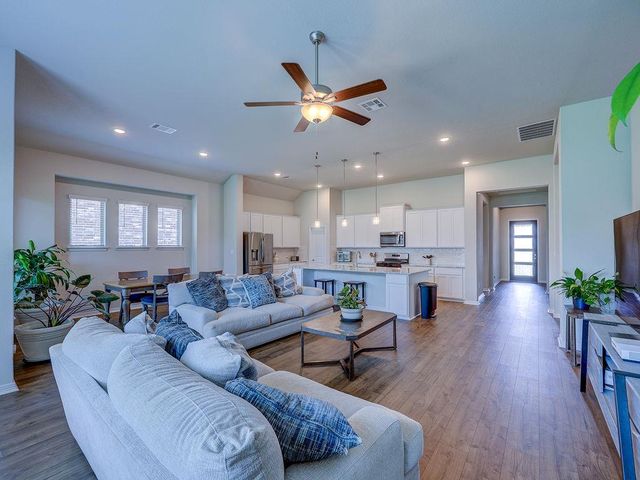 229 Heartleaf RD, San Marcos, TX 78666