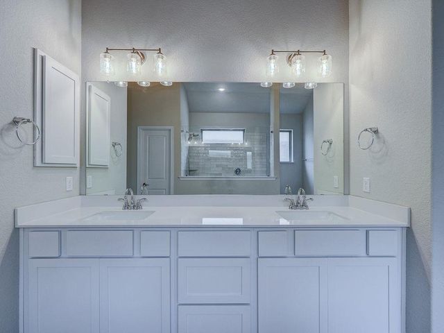 229 Heartleaf RD, San Marcos, TX 78666