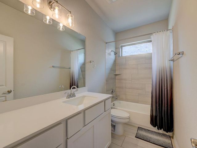 229 Heartleaf RD, San Marcos, TX 78666