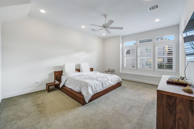 1110 Lake Pointe Parkway, Sugar Land, TX 77478