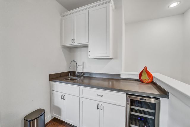1110 Lake Pointe Parkway, Sugar Land, TX 77478
