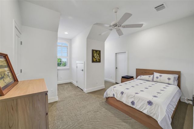 1110 Lake Pointe Parkway, Sugar Land, TX 77478