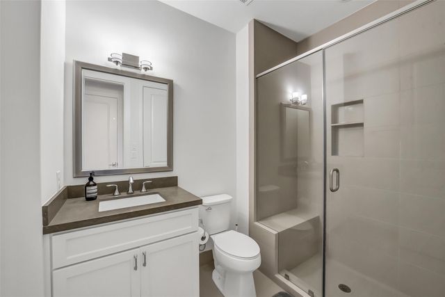 1110 Lake Pointe Parkway, Sugar Land, TX 77478