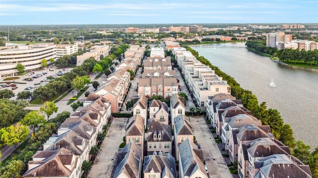 1110 Lake Pointe Parkway, Sugar Land, TX 77478