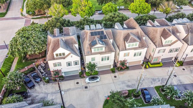 1110 Lake Pointe Parkway, Sugar Land, TX 77478