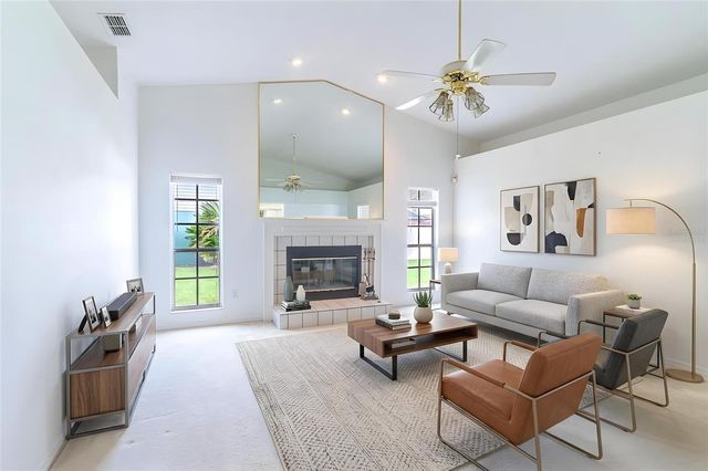 699 HUNTERS RUN BOULEVARD, Lakeland, FL 33809