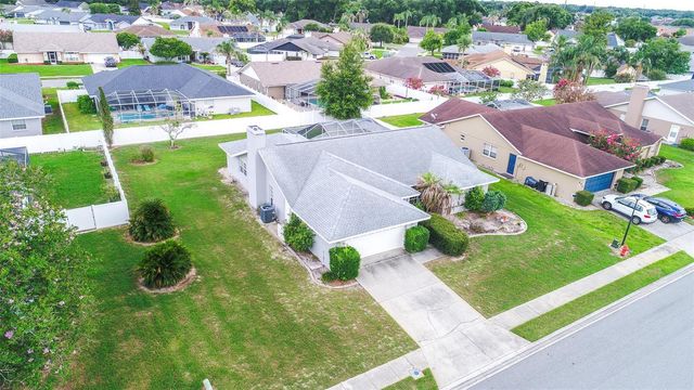 699 HUNTERS RUN BOULEVARD, Lakeland, FL 33809