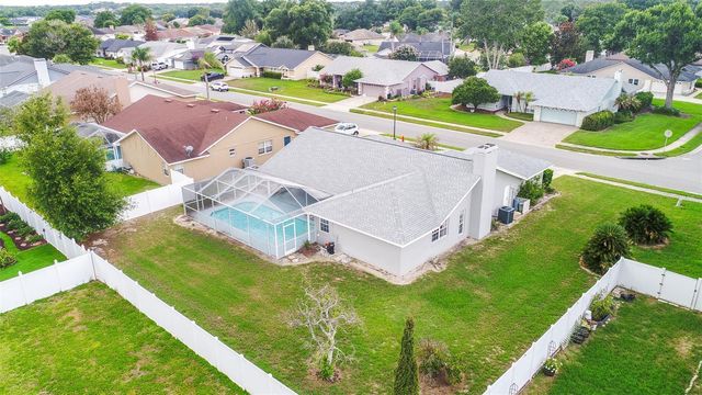 699 HUNTERS RUN BOULEVARD, Lakeland, FL 33809
