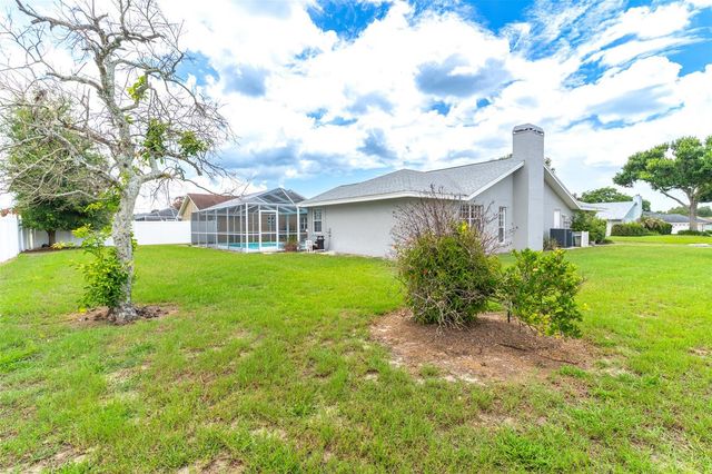 699 HUNTERS RUN BOULEVARD, Lakeland, FL 33809
