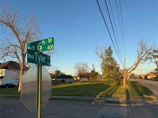 402 N 6th Street, La Porte, TX 77571