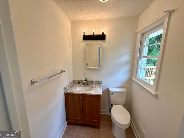 407 Church Street, Pendergrass, GA 30567