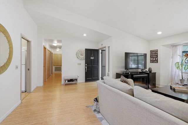 18358 Hummingbird Dr, Penn Valley, CA 95946