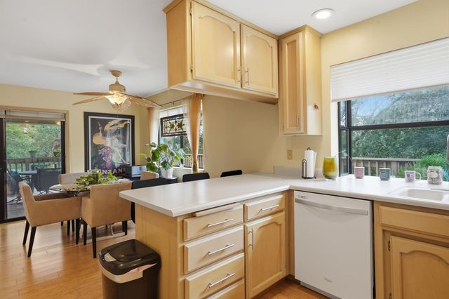 18358 Hummingbird Dr, Penn Valley, CA 95946