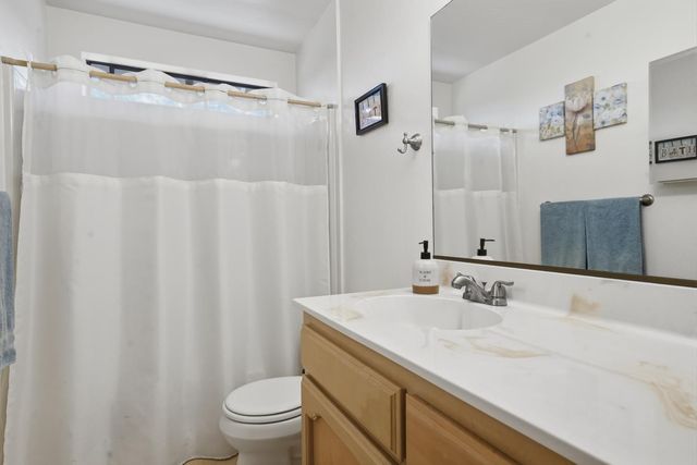 18358 Hummingbird Dr, Penn Valley, CA 95946