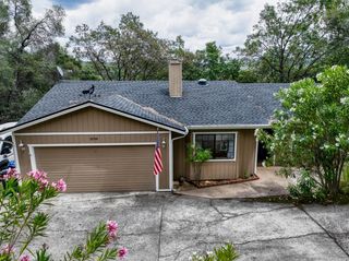 18358 Hummingbird Dr, Penn Valley, CA 95946