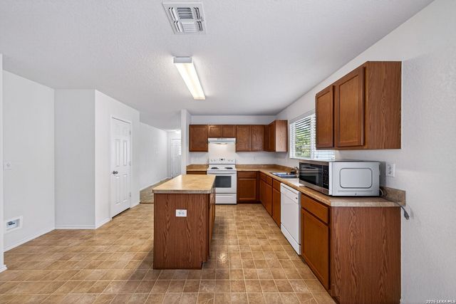 5823 Trent Ranch, San Antonio, TX 78249