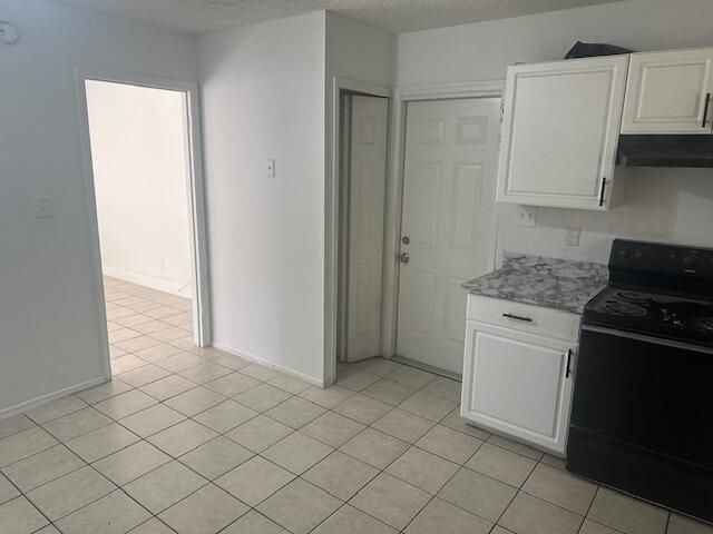 922 S Lake Drive, Fort Pierce, FL 34982