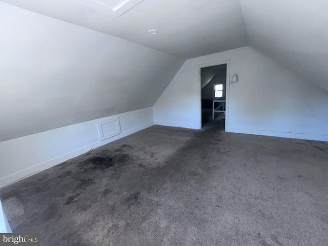 220 CLIFTON AVE, Sharon Hill, PA 19079