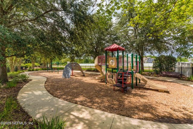 3546 SUMMIT OAKS Drive, Green Cove Springs, FL 32043