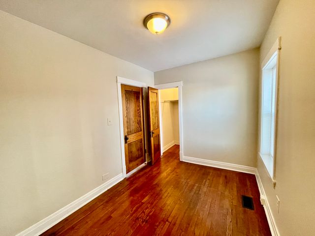 824 Elgin Avenue 1R, Forest Park, IL 60130