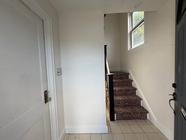 36 Barstow St 1, Salem, MA 01970