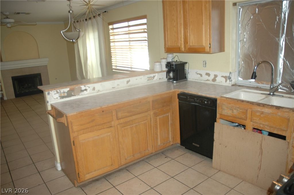 1821 Candle Bright Drive, Henderson, NV 89074 — photo 3