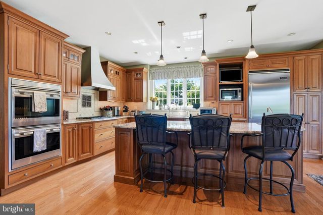 643 HARLEYSVILLE PIKE, Lederach, PA 19450