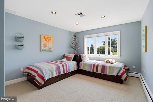 643 HARLEYSVILLE PIKE, Lederach, PA 19450
