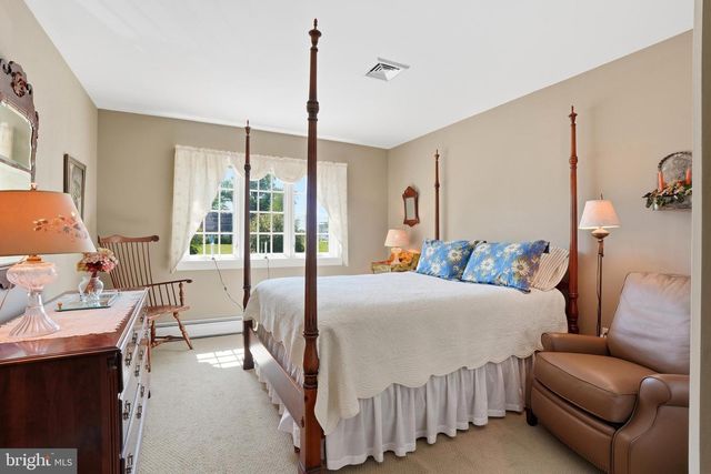 643 HARLEYSVILLE PIKE, Lederach, PA 19450