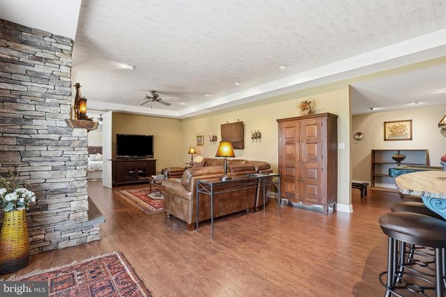 643 HARLEYSVILLE PIKE, Lederach, PA 19450