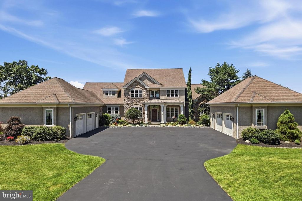 643 HARLEYSVILLE PIKE, Lederach, PA 19450