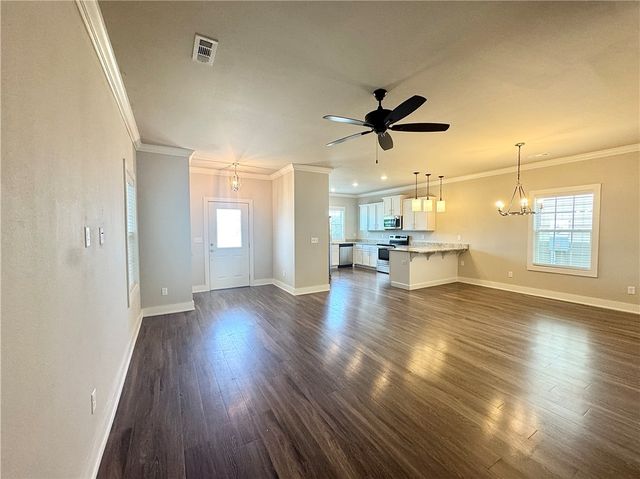830 NE Heights Lane, Bentonville, AR 72712