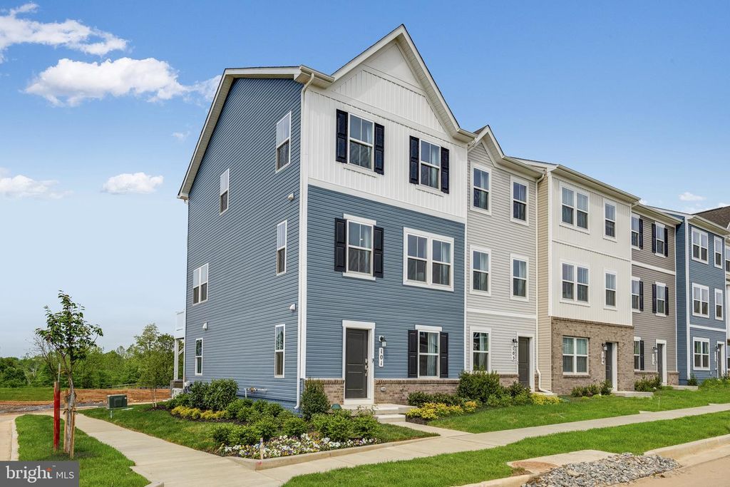 295 SHORT BRANCH DR #LOT 237 LANCASTER, Ranson, WV 25438