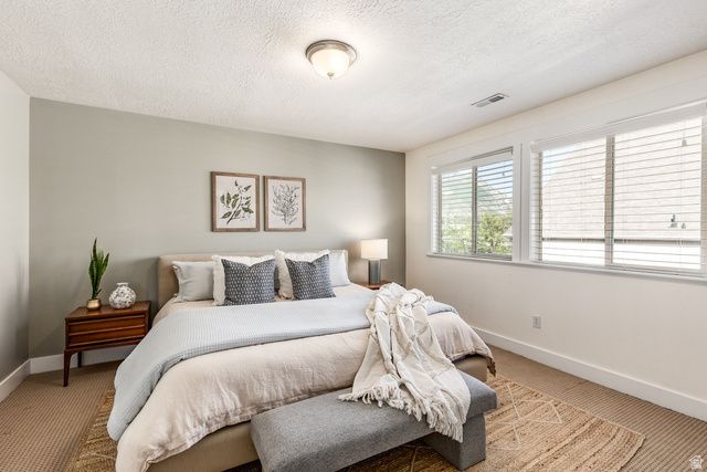 1929 E ROCKLIN DR, Sandy, UT 84092