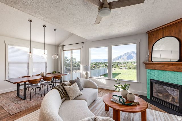 1929 E ROCKLIN DR, Sandy, UT 84092