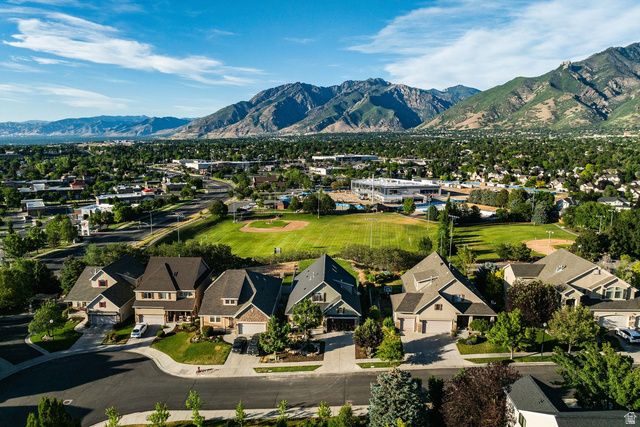 1929 E ROCKLIN DR, Sandy, UT 84092