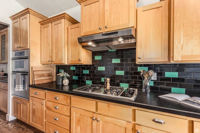 1929 E ROCKLIN DR, Sandy, UT 84092