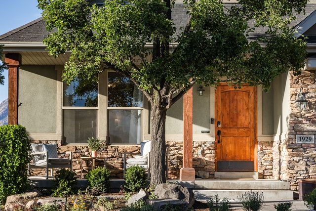 1929 E ROCKLIN DR, Sandy, UT 84092